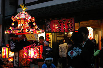 富山県福野町、福野夜高祭りの写真