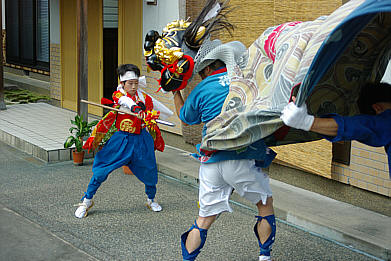 福岡市街の獅子舞、共盛会