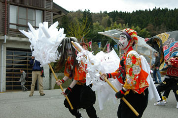旧細入村楡原（現富山市）、岩稲の獅子舞