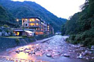 富山県内のホテルと旅館の予約がネット上で出来ます。
