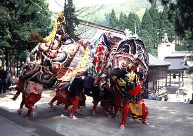 利賀村-上村地区の獅子舞