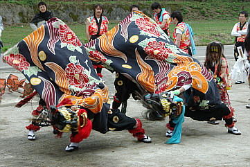 利賀村-百瀬地区の獅子舞２００４年５月５日