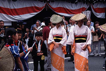 ����畗�̖~�@�Q�O�O�P�N