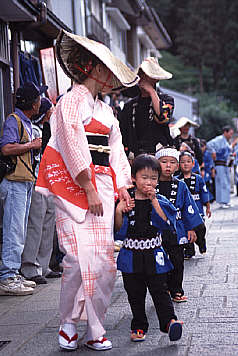 ����畗�̖~�@�Q�O�O�P�N