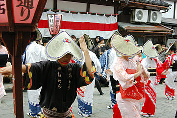 越中八尾おわら風の盆鏡町２００４　　諏訪町
