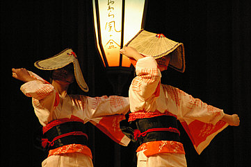 �x�R�̊ό��ƍՁA�x�R���w���S�������A�����g�R�Ղ�